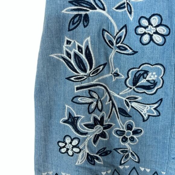 Beau Tissu Chambray Cotton Floral Embroidered Mini Pencil Button Up Skirt Size L - Picture 7 of 7